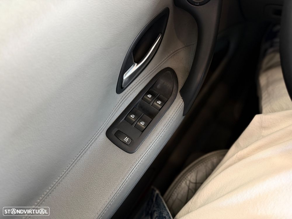 Renault Laguna 1.9 dCi Dynamique - 11