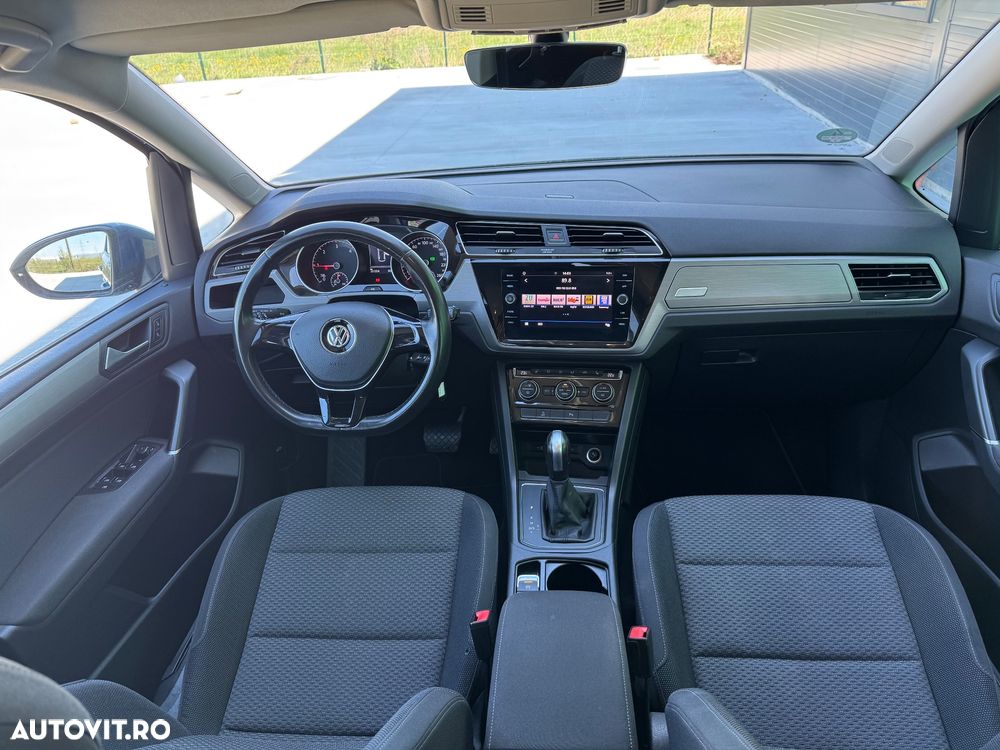 Volkswagen Touran 2.0 TDI SCR DSG Energy - 6