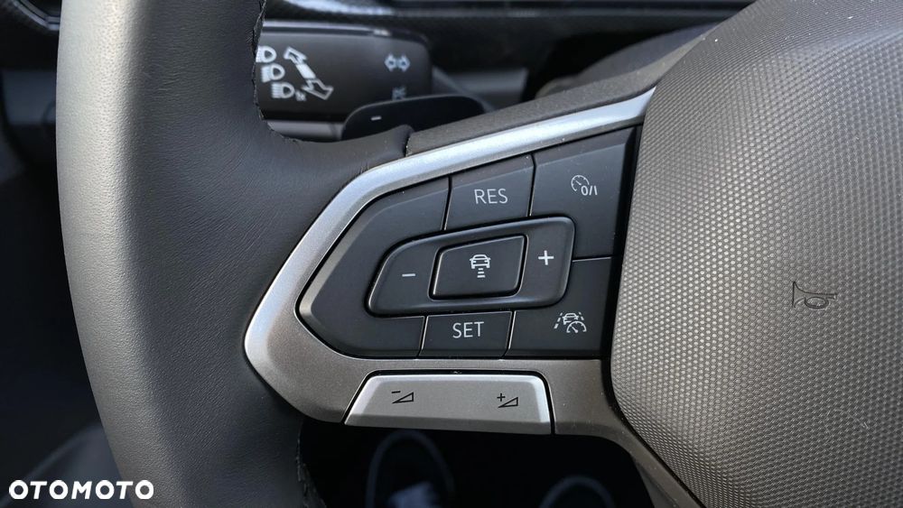 Volkswagen T-Cross - 11