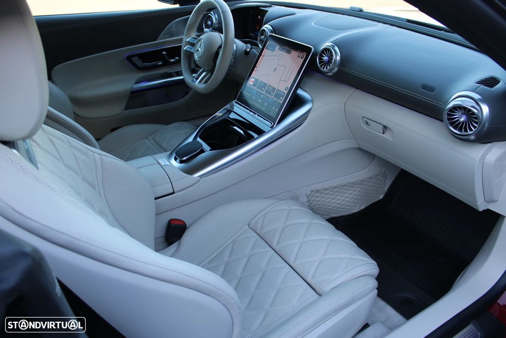 Mercedes-Benz SL 63 AMG 4Matic+ - 24