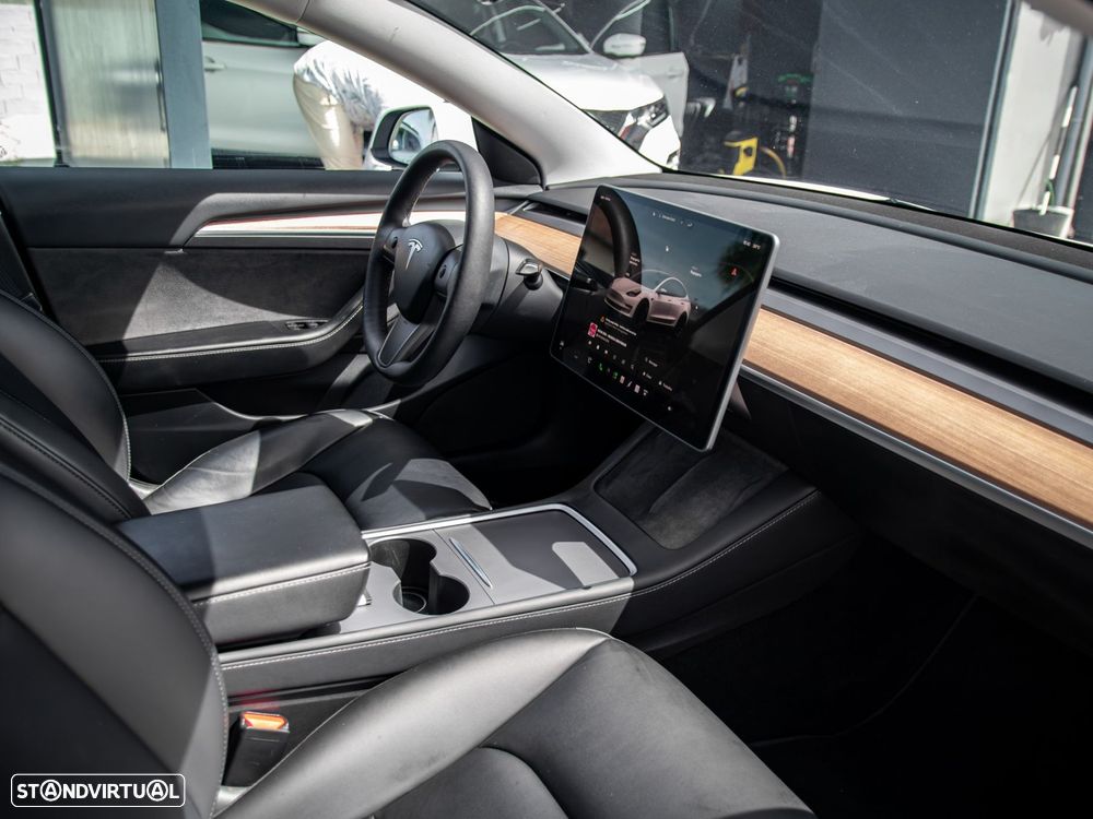 Tesla Model 3 Performance Dual Motor AWD - 33