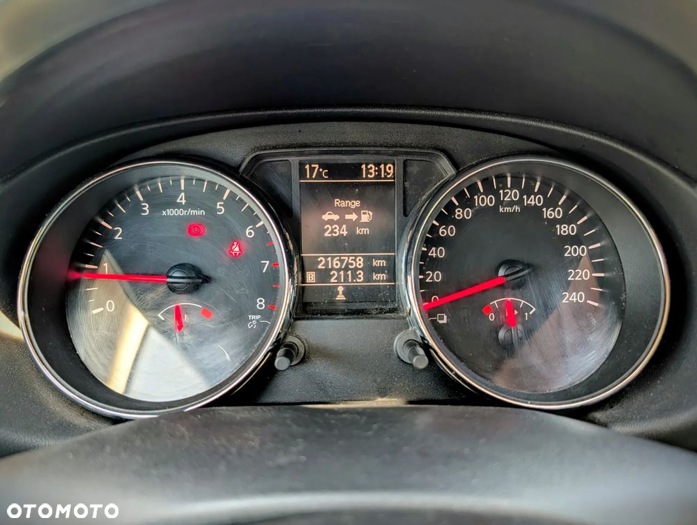Nissan Qashqai 2.0 4x4 Tekna - 16