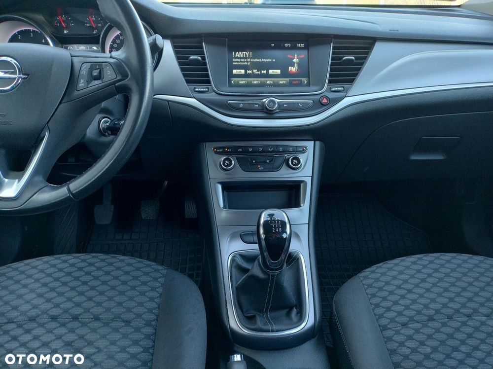 Opel Astra 1.6 CDTI Enjoy - 16