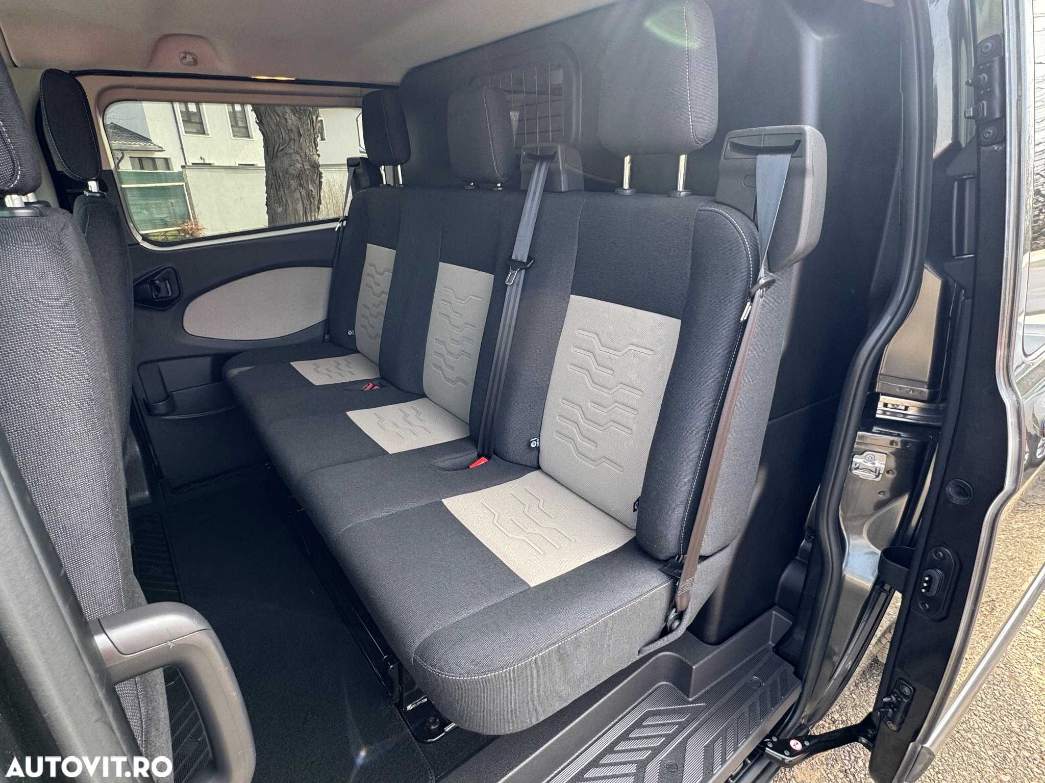 Ford Transit Custom Limited - 8