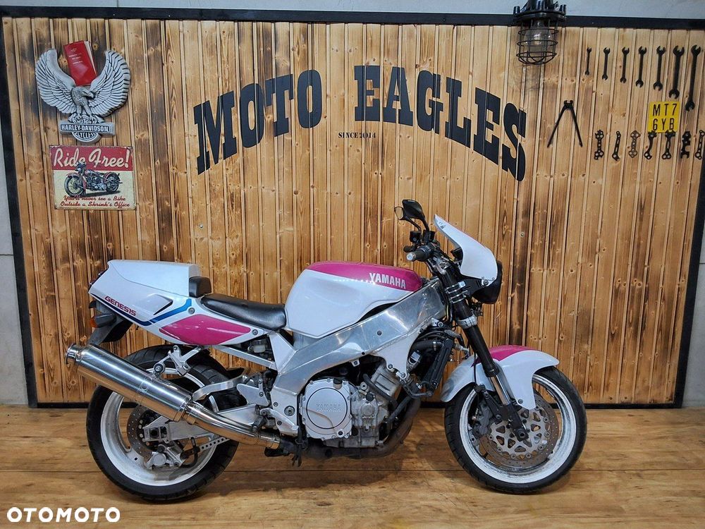Yamaha YZF - 1