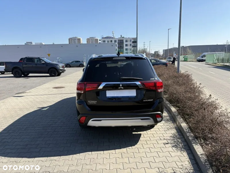 Mitsubishi Outlander 2.0 Intense + SDA 4WD CVT - 6
