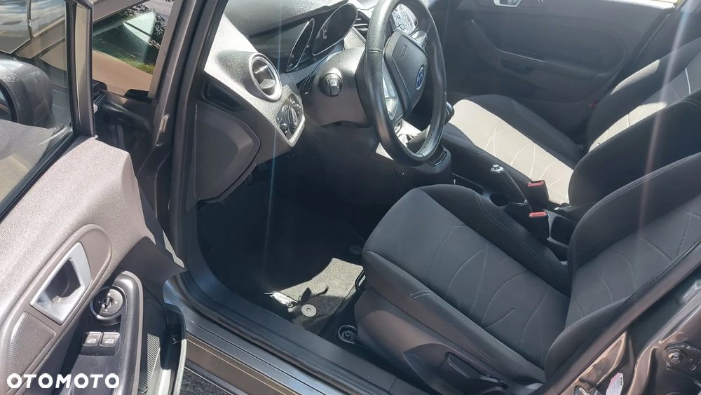 Ford Fiesta - 7
