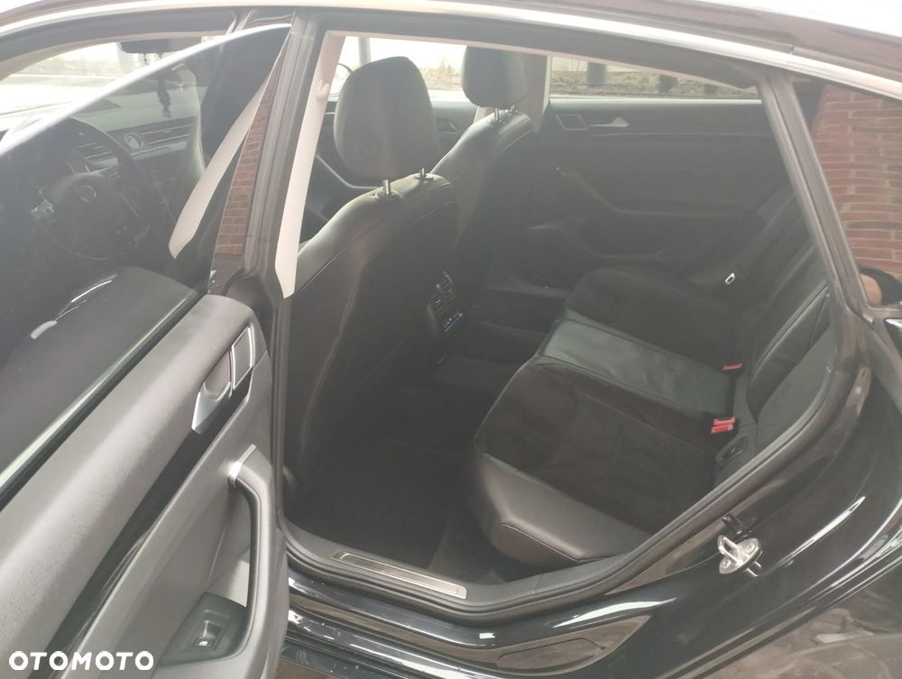 Volkswagen Arteon 2.0 TDI Bi-Turbo SCR 4Mot Elegance DSG - 8