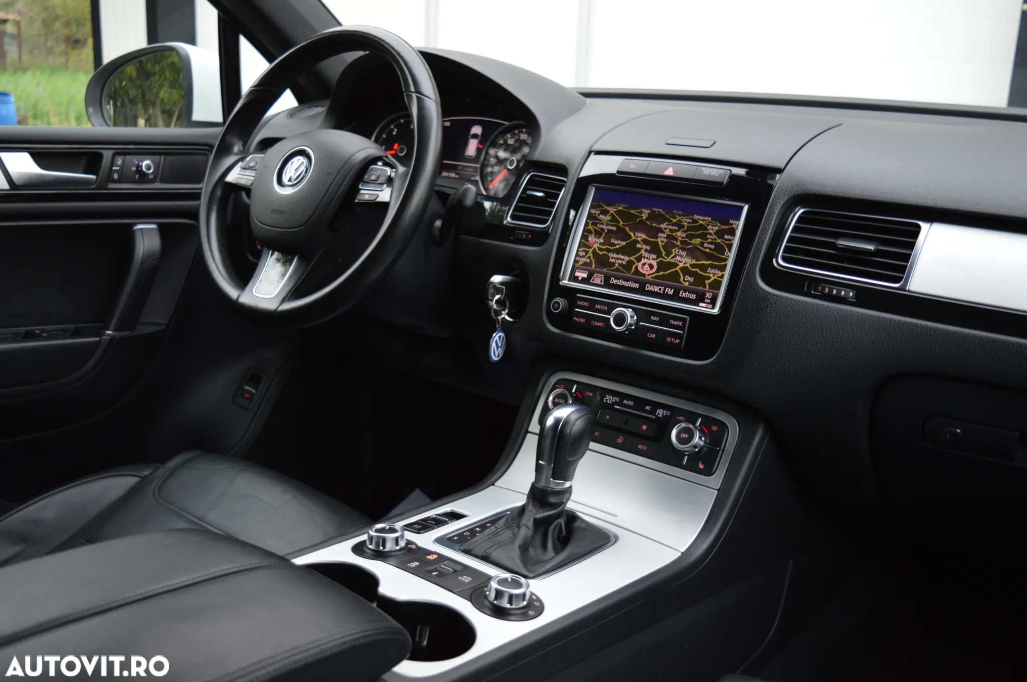 Volkswagen Touareg 3.0 V6 TDI BMT - 18