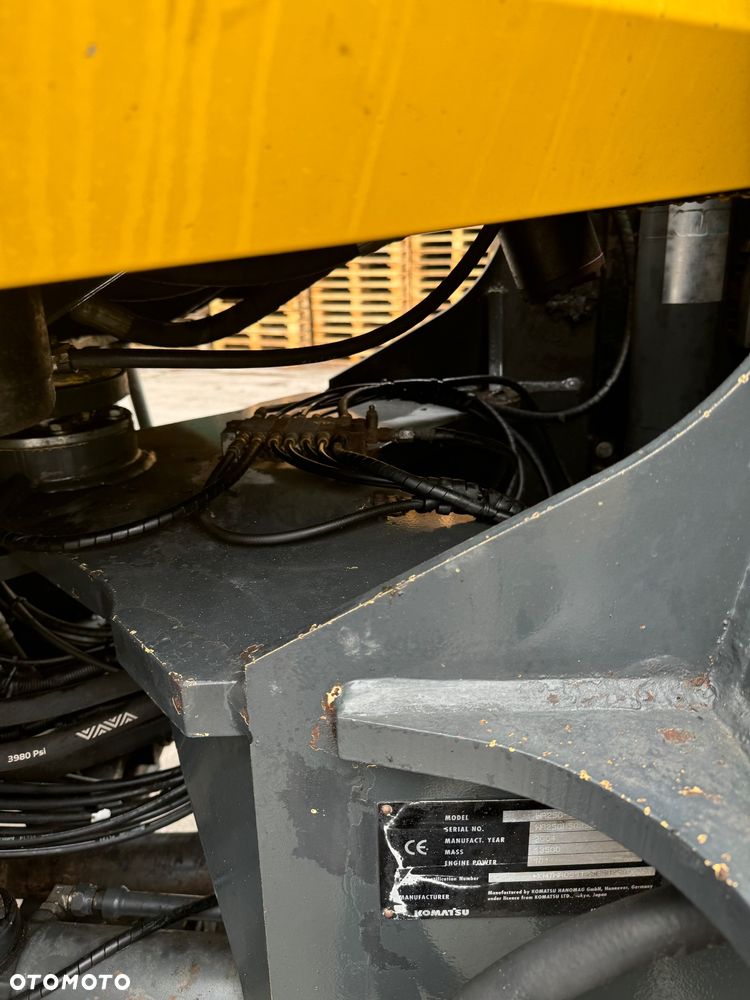 Komatsu WA250-5H - 7
