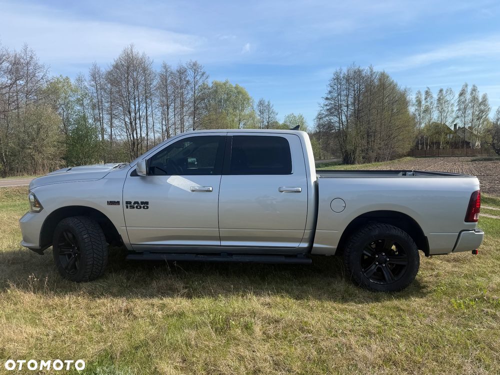RAM 1500 Crew Cab Sport - 13