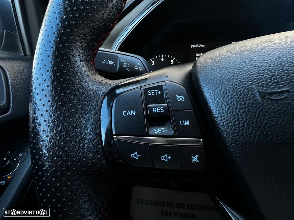 Ford Focus 1.0 EcoBoost MHEV ST-Line X - 41