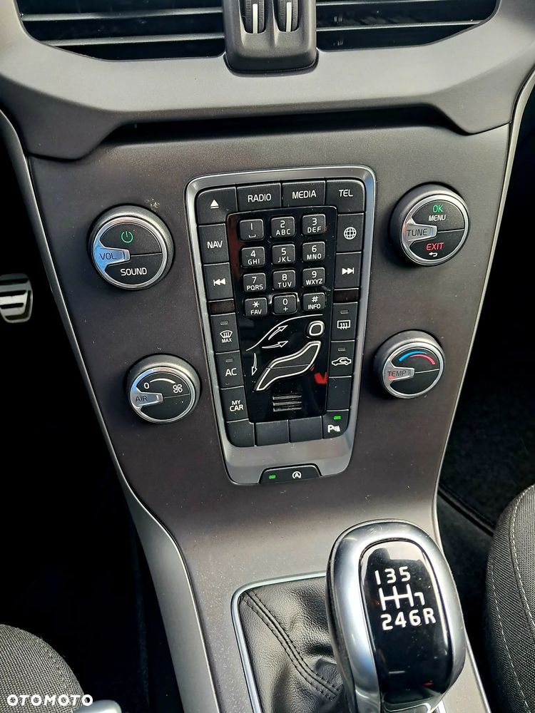 Volvo V40 - 17