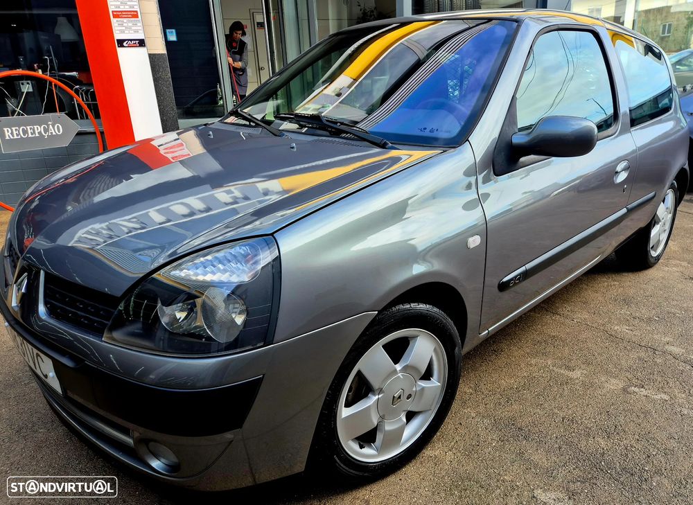 Renault Clio 1.5 DCi Van - 25