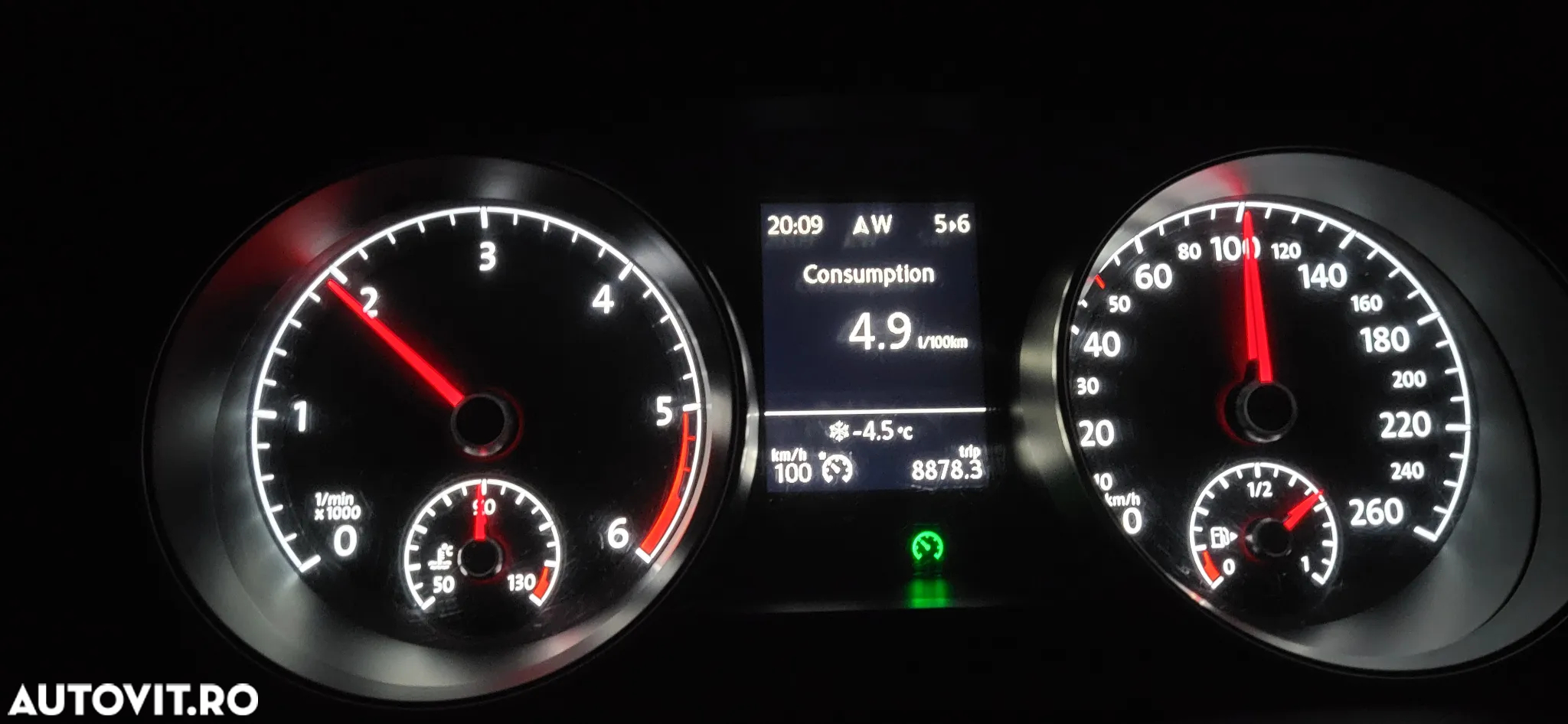 Volkswagen Golf 2.0 TDI DPF BMT Comfortline - 12