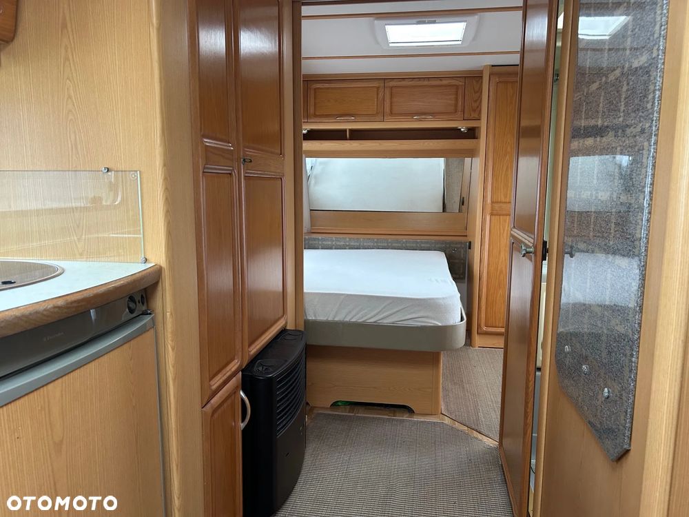 Fendt 650 z dużym przedsionkiem, prysznic - 10