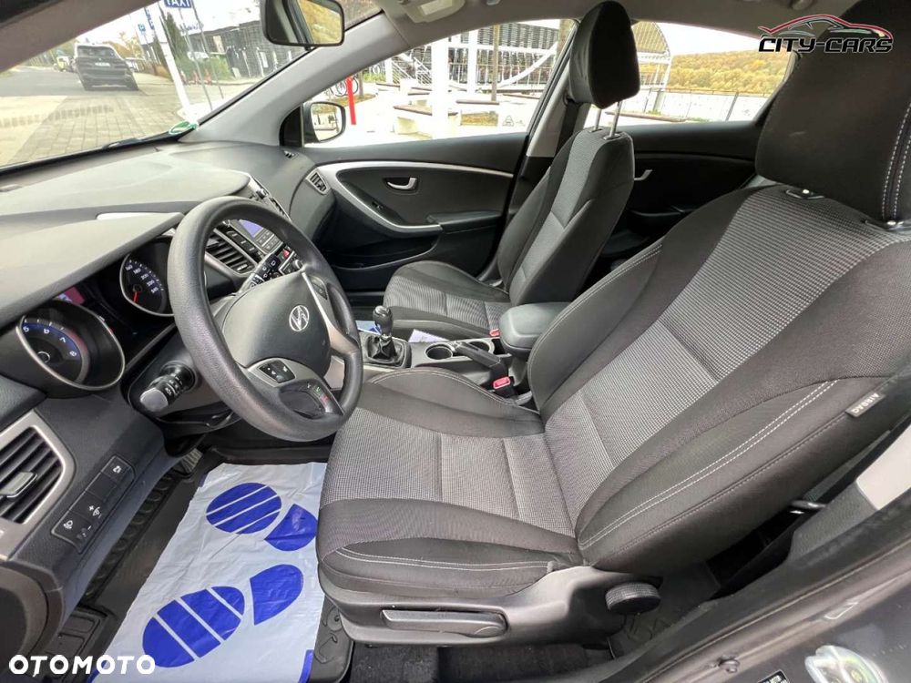 Hyundai i30 - 13