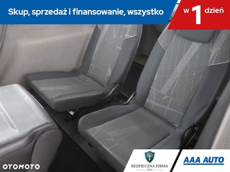 Renault Grand Scenic - 18