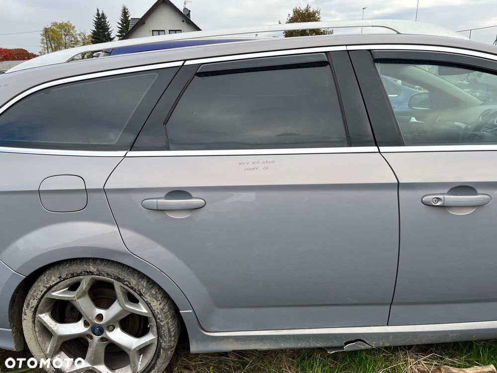 DRZWI PRAWY TYŁ FORD MONDEO MK4 KOMBI BA - 1