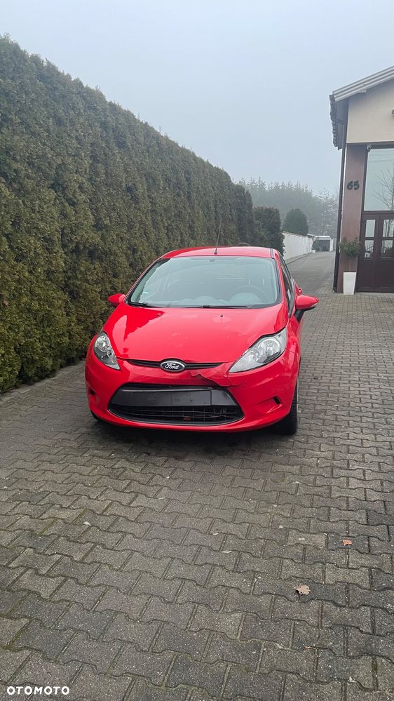 Ford Fiesta 1.25 Ambiente - 1