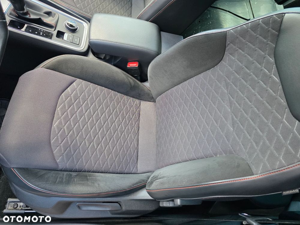 Seat Ateca 2.0 TSI FR Black S&S 4Drive DSG - 10