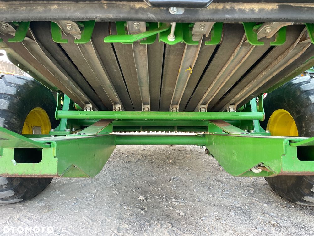 John Deere V461M - 17