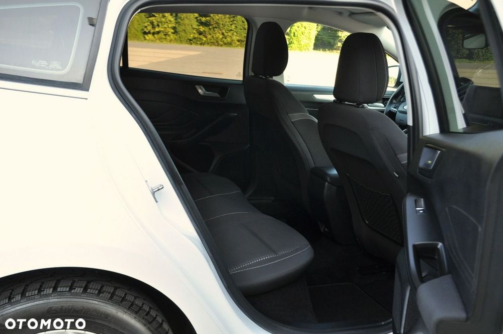 Ford Focus - 19