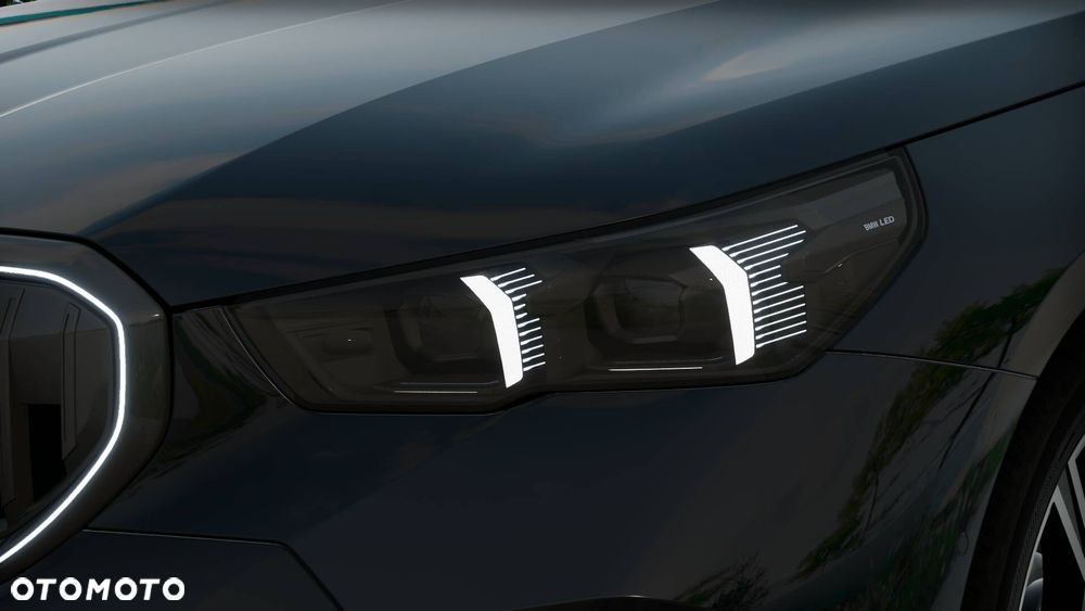 BMW Seria 5 520d xDrive - 6