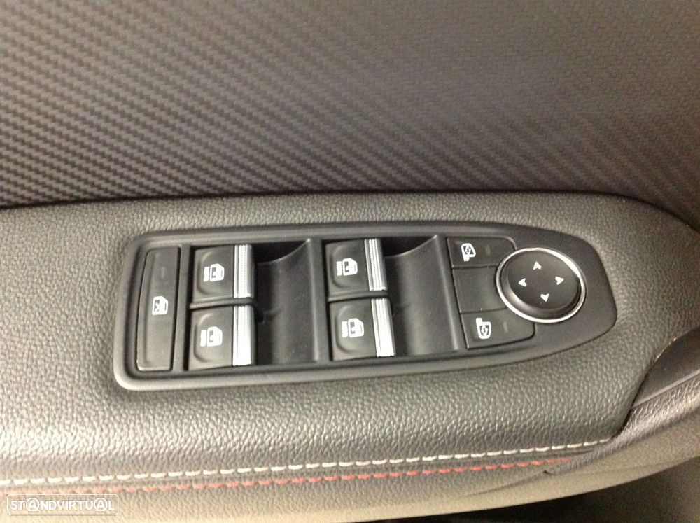 Renault Captur 1.0 TCe RS Line - 18