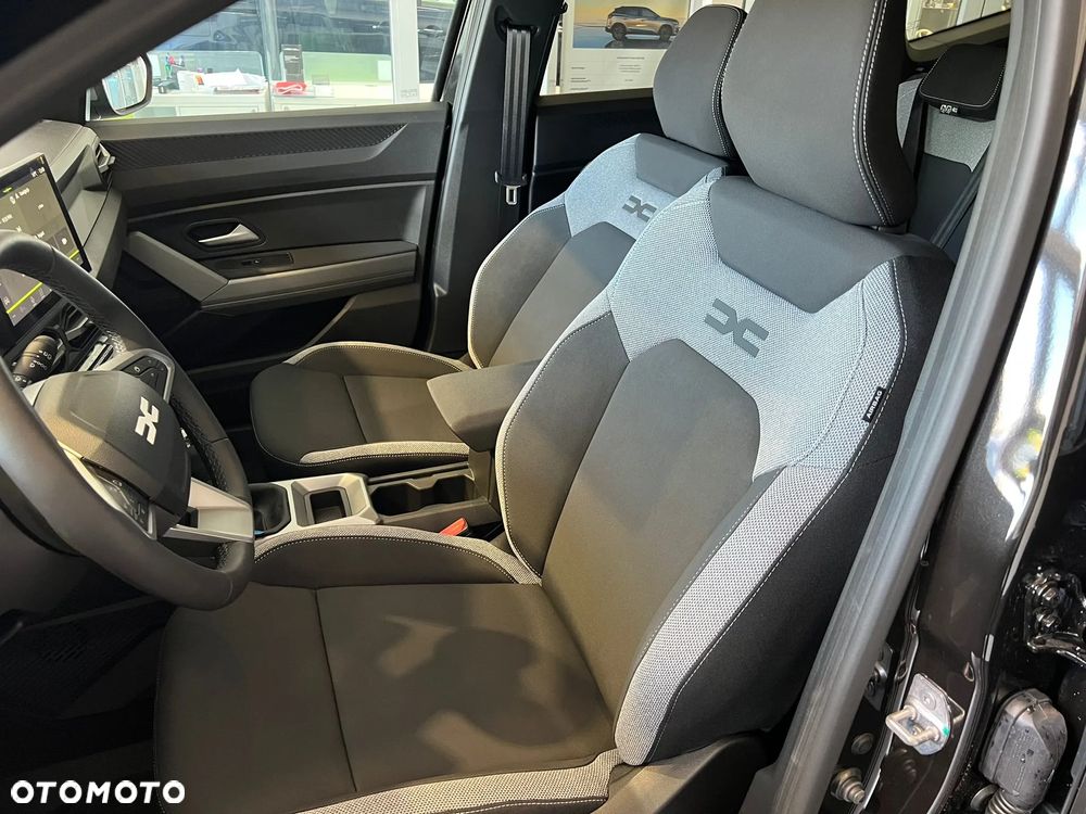 Dacia Bigster 1.8 Full Hybrid 155 Journey MMT - 9