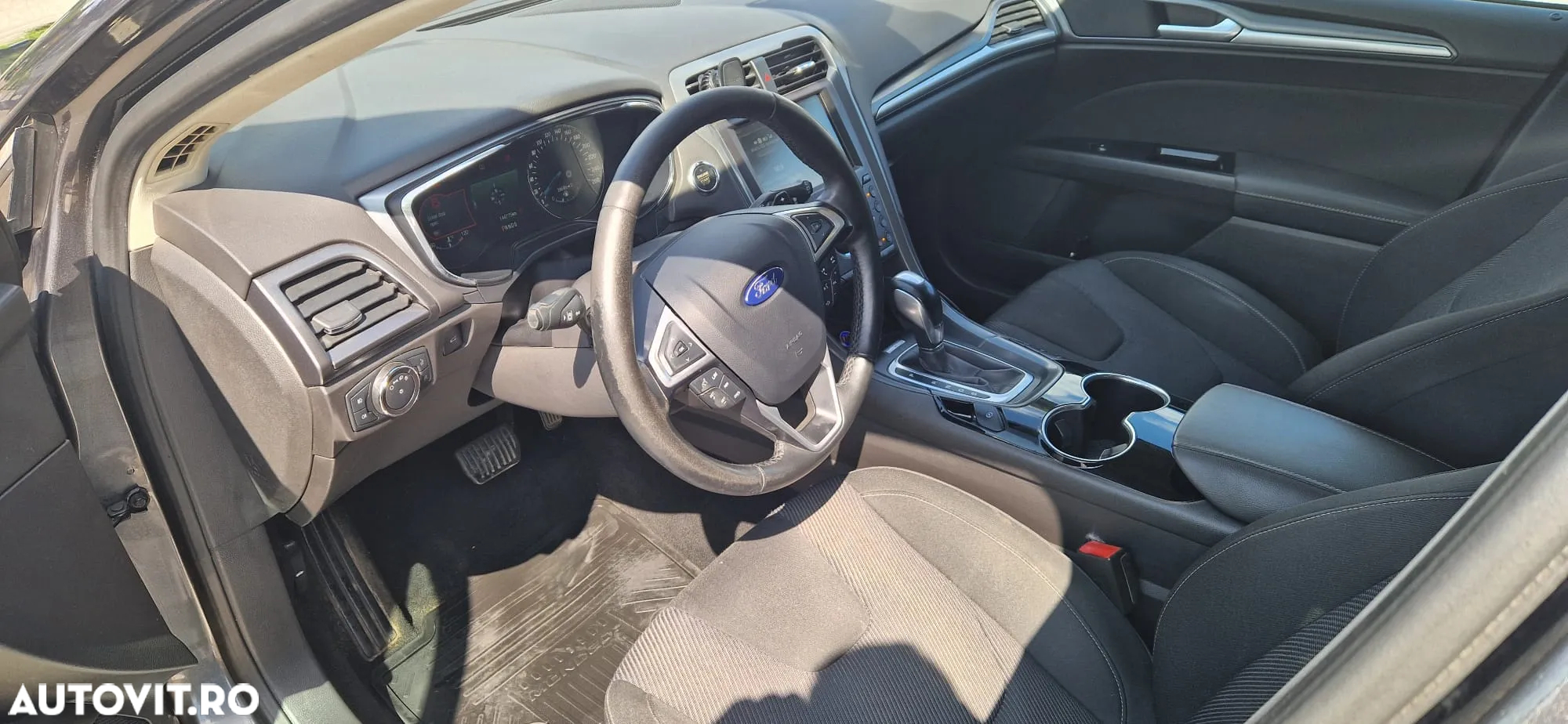 Ford Mondeo 2.0 TDCi Powershift Business - 3