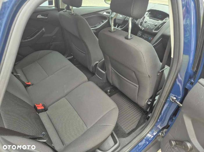 Ford Focus 1.6 Trend - 12
