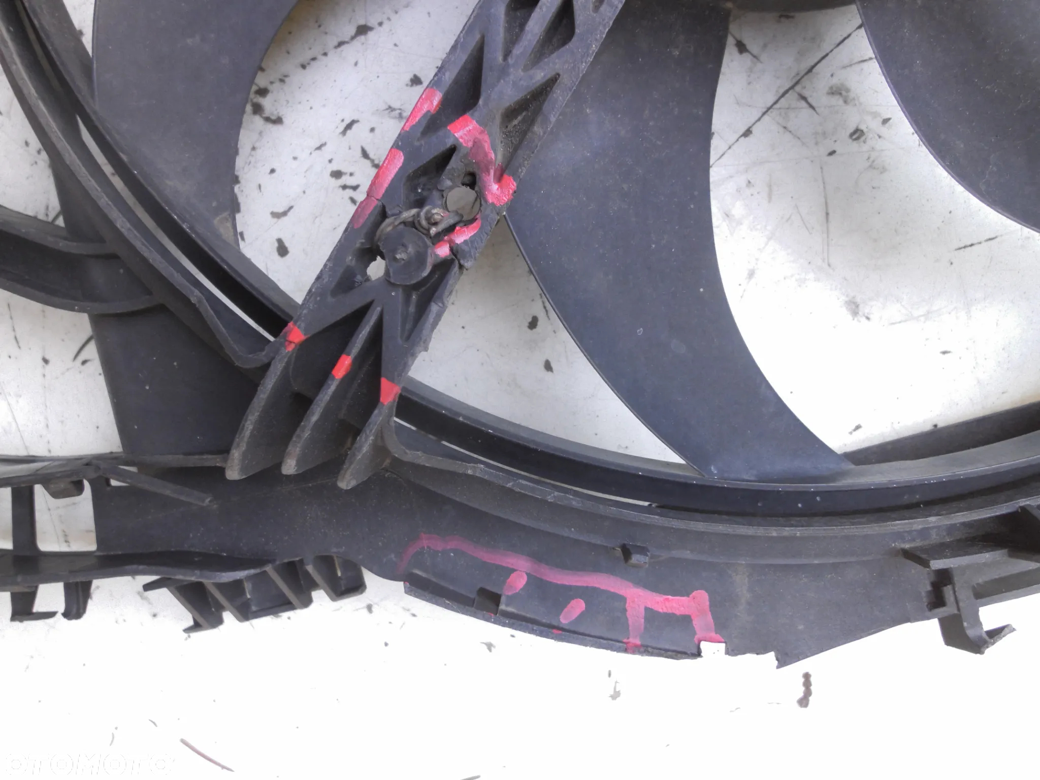 WENTYLATOR CHŁODNICY CORSA C 1.3 CDTI 24466780 - 3