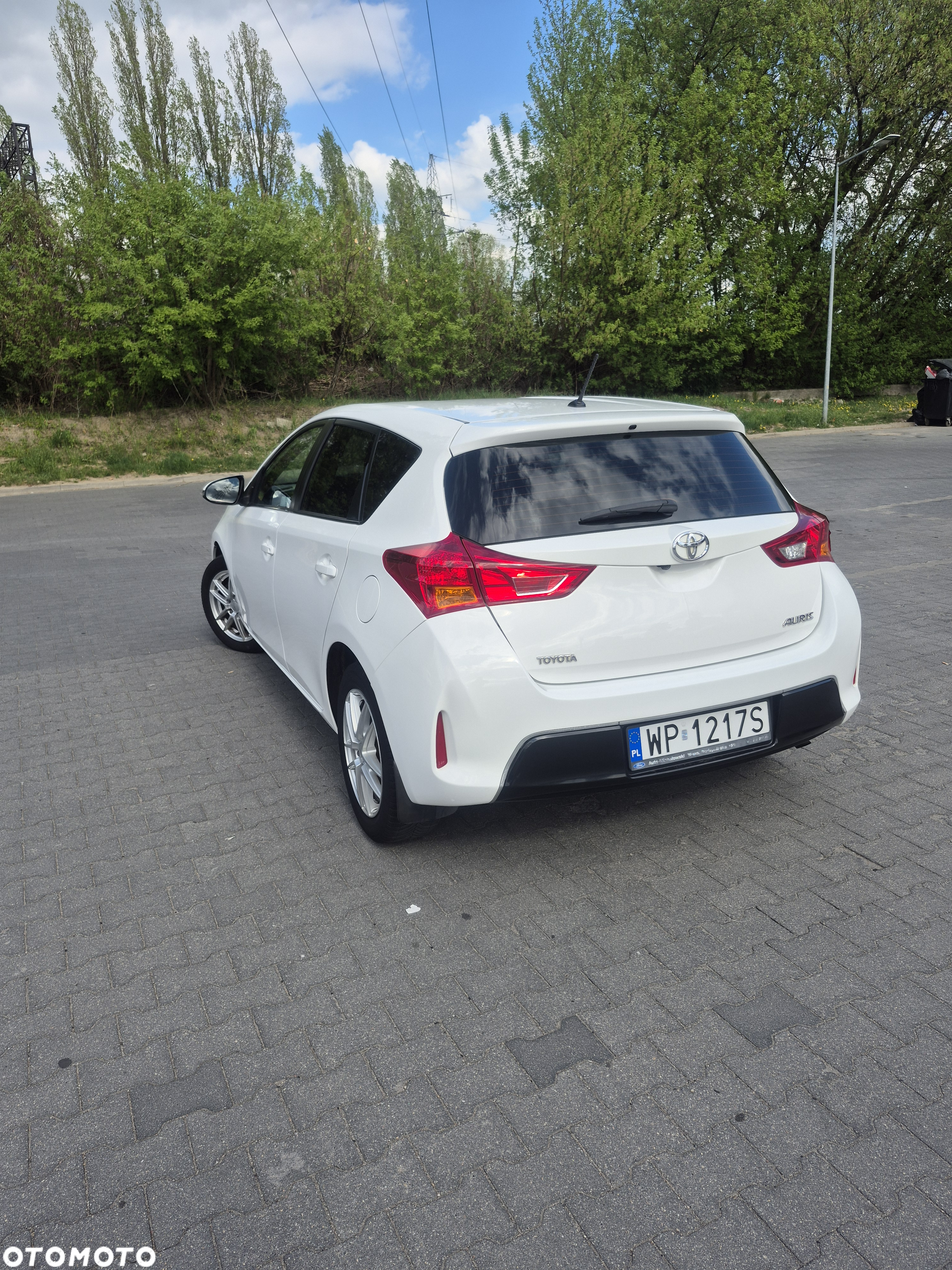 Toyota Auris 1.4 D-4D Premium - 14