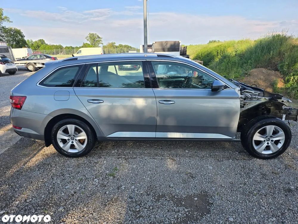 Skoda Superb 1.4 TSI 4x4 ACT Ambition - 4
