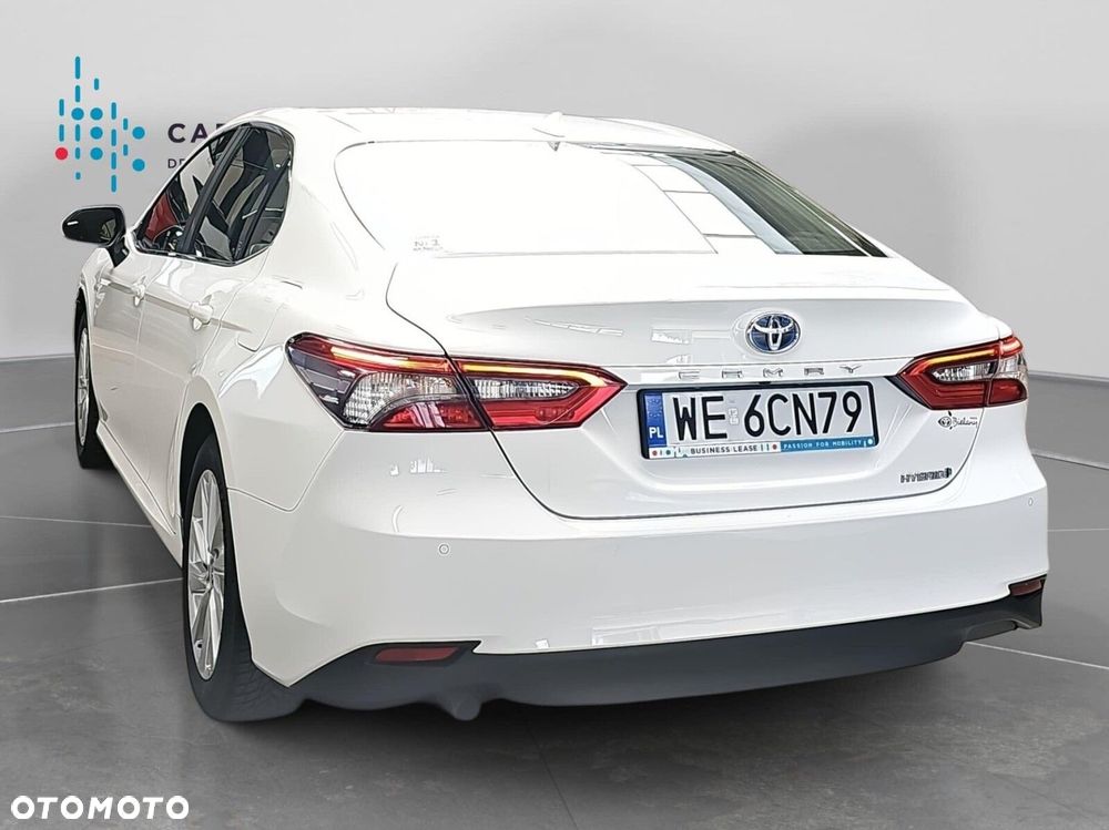 Toyota Camry 2.5 Hybrid Comfort CVT - 27