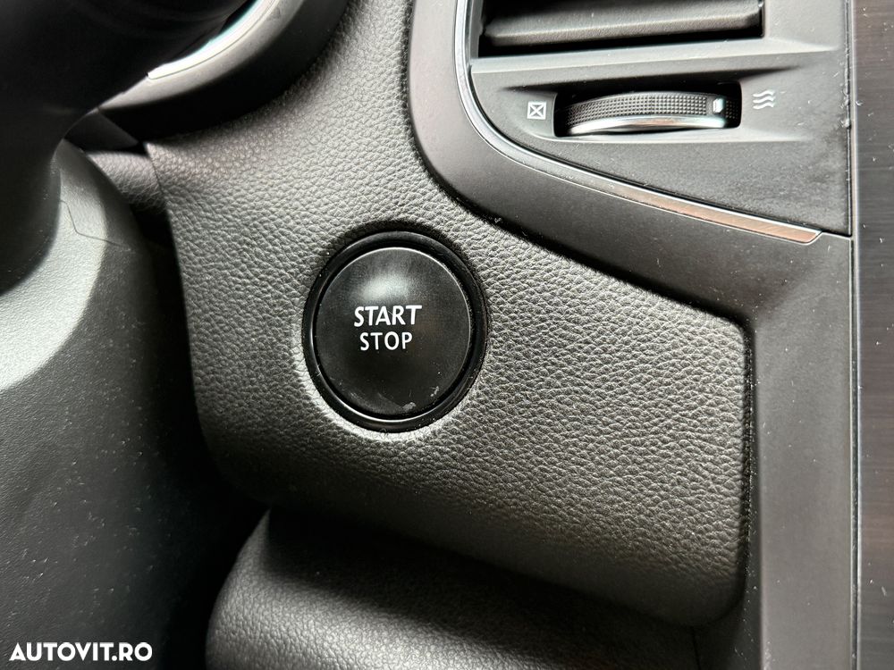 Renault Megane Estate Blue dCI Life - 8