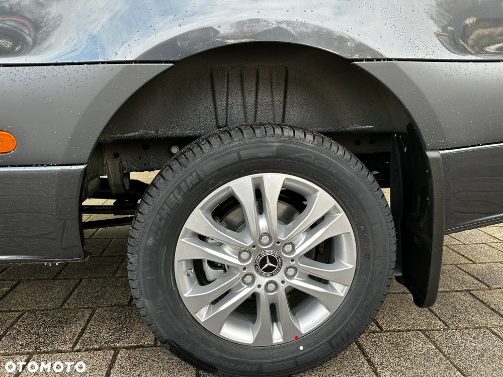 Mercedes-Benz Sprinter 319 CDI Furgon 3665 mm L2H2 - 13