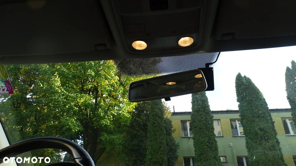 Volkswagen Golf Variant 1.4 TSI DSG Highline - 17