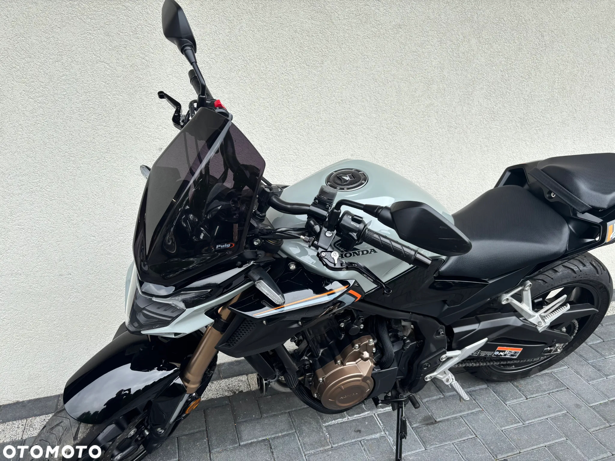 Honda CB - 3