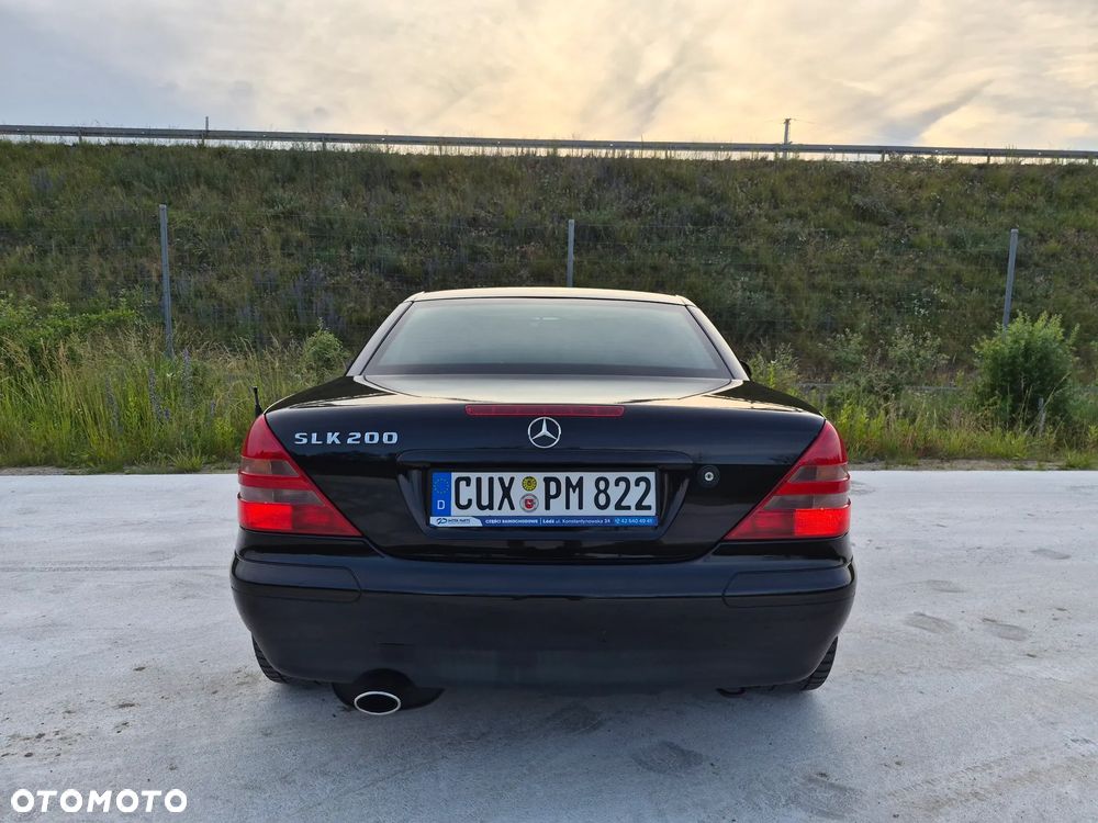 Mercedes-Benz SLK 200 - 15