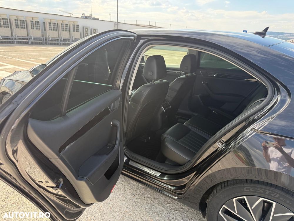 Skoda Superb 2.0 TDI DSG 4X4 Laurin & Klement - 13
