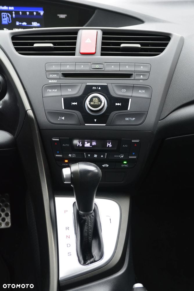 Honda Civic 1.8 Lifestyle - 26