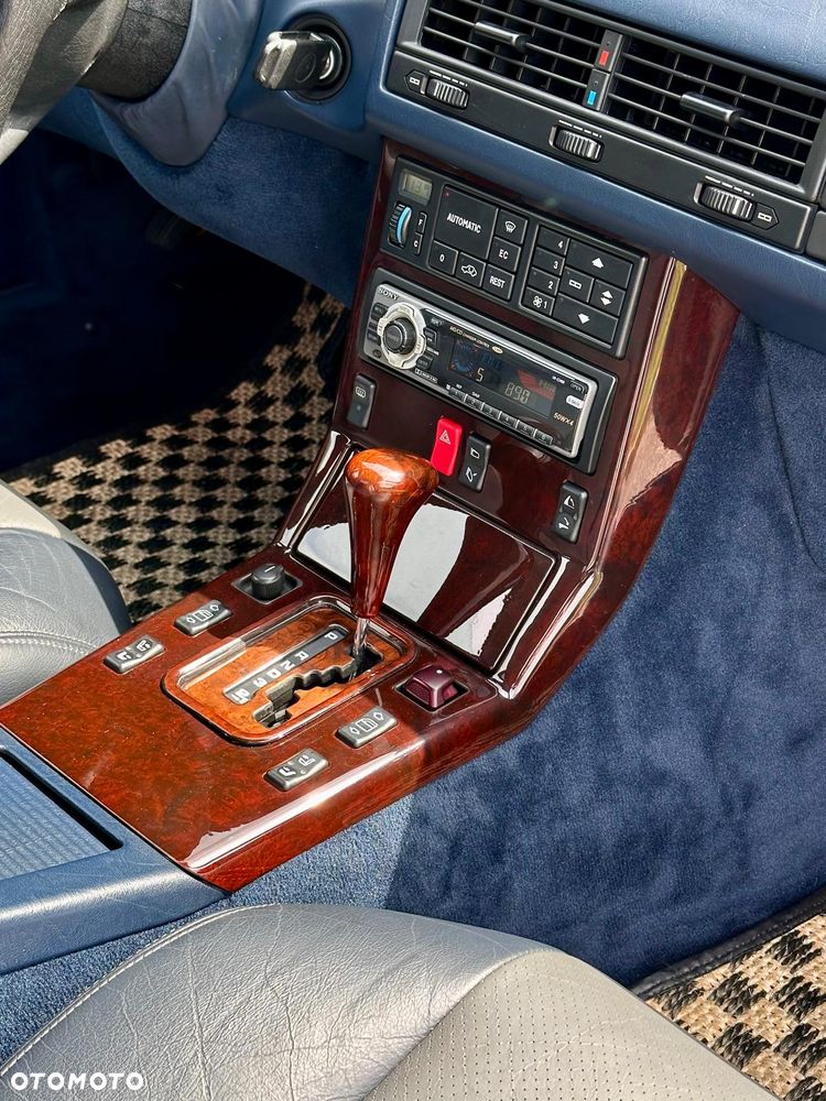 Mercedes-Benz SL - 23