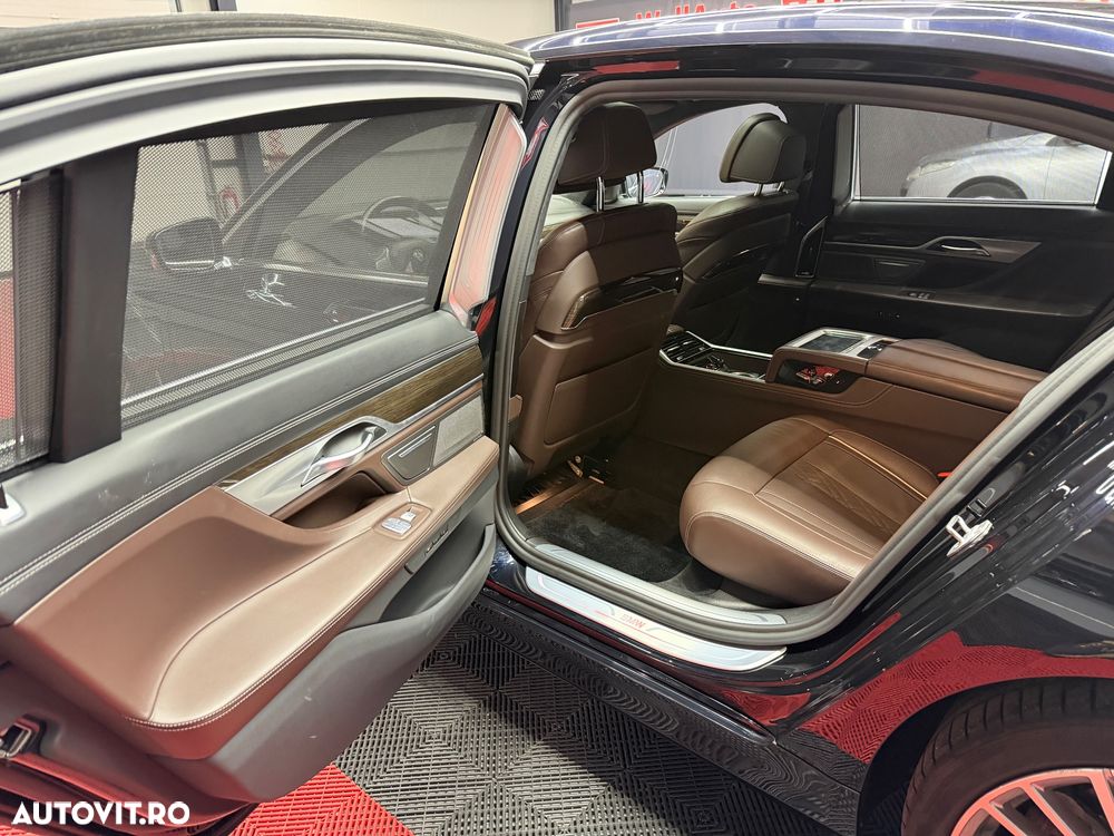 BMW Seria 7 745Le xDrive - 14