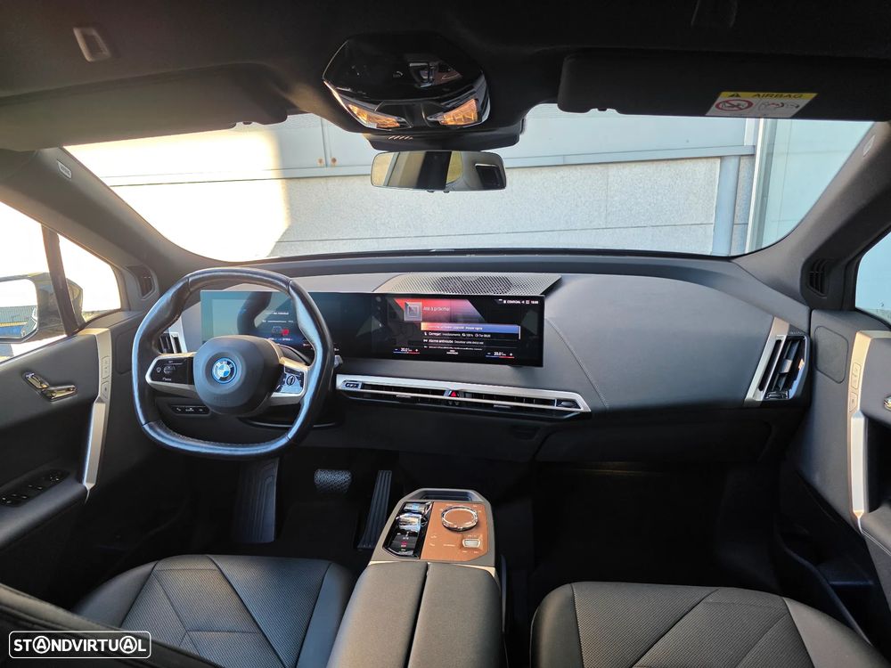 BMW iX xDrive 40 Pack Desportivo - 34