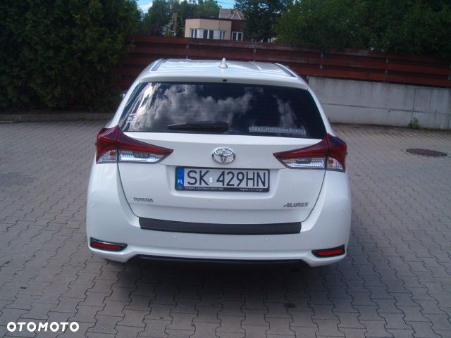 Toyota Auris - 6