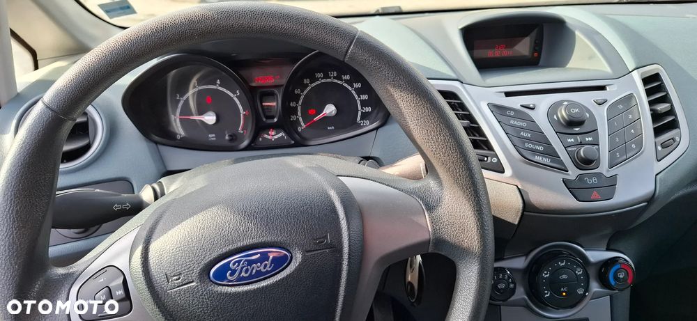 Ford Fiesta 1.25 Viva - 10