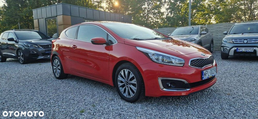 Kia ProCeed - 14