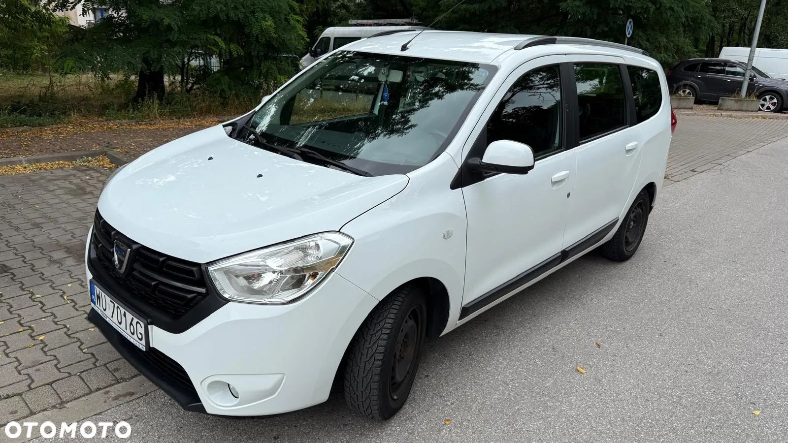 Dacia Lodgy 1.6 SCe Laureate S&S - 1